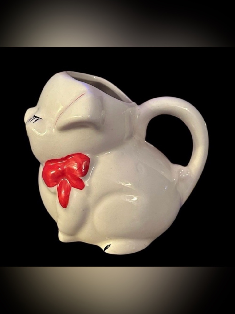 Vintage Shawnee‎ Pottery Pitcher Creamer Smiling Pig Red Bow 1950s